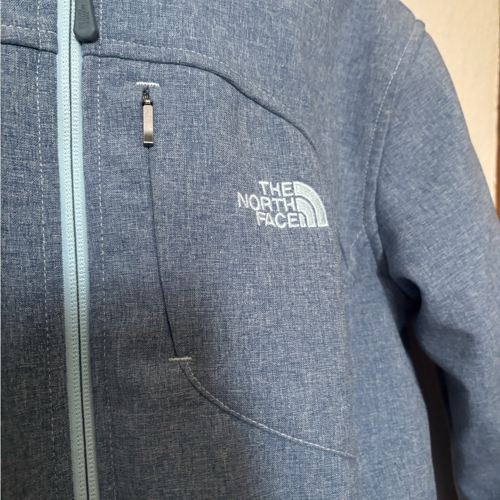 The North Face Light Blue Jacket - Picture 7 of 9